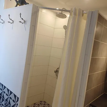 Chez Pet And Jo Nocleg ze śniadaniem *