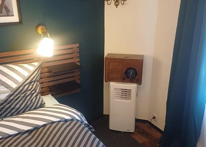 Chez Pet And Jo Оларг